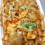 Best White Meat Chicken Chow Fun or Chow Mei Fun 白鸡肉 in North Dartmouth, MA